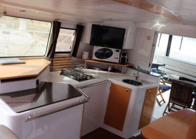 Angela Collins Yachts - Fountain Pajot Highland 35 Motor Cat - R2,900,000 | $163,000 | Euro 139,000