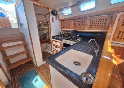 Angela Collins Yachts - Selling Vickers 41 in Cape Town, South Africa