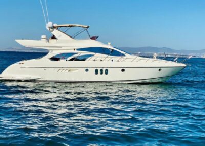 AZIMUT FLYBRIDGE 55 | CAPE TOWN | investment yacht | R7777,000 million/ex vat | $ 540,000 USD | € 466,000 Euro