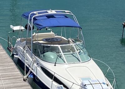BAYLINER 245 SB – 2007 MODEL – R750,000.  Cape Town